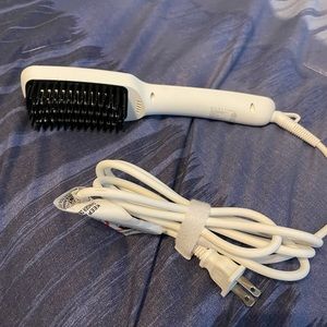 Monat straightening styling brush